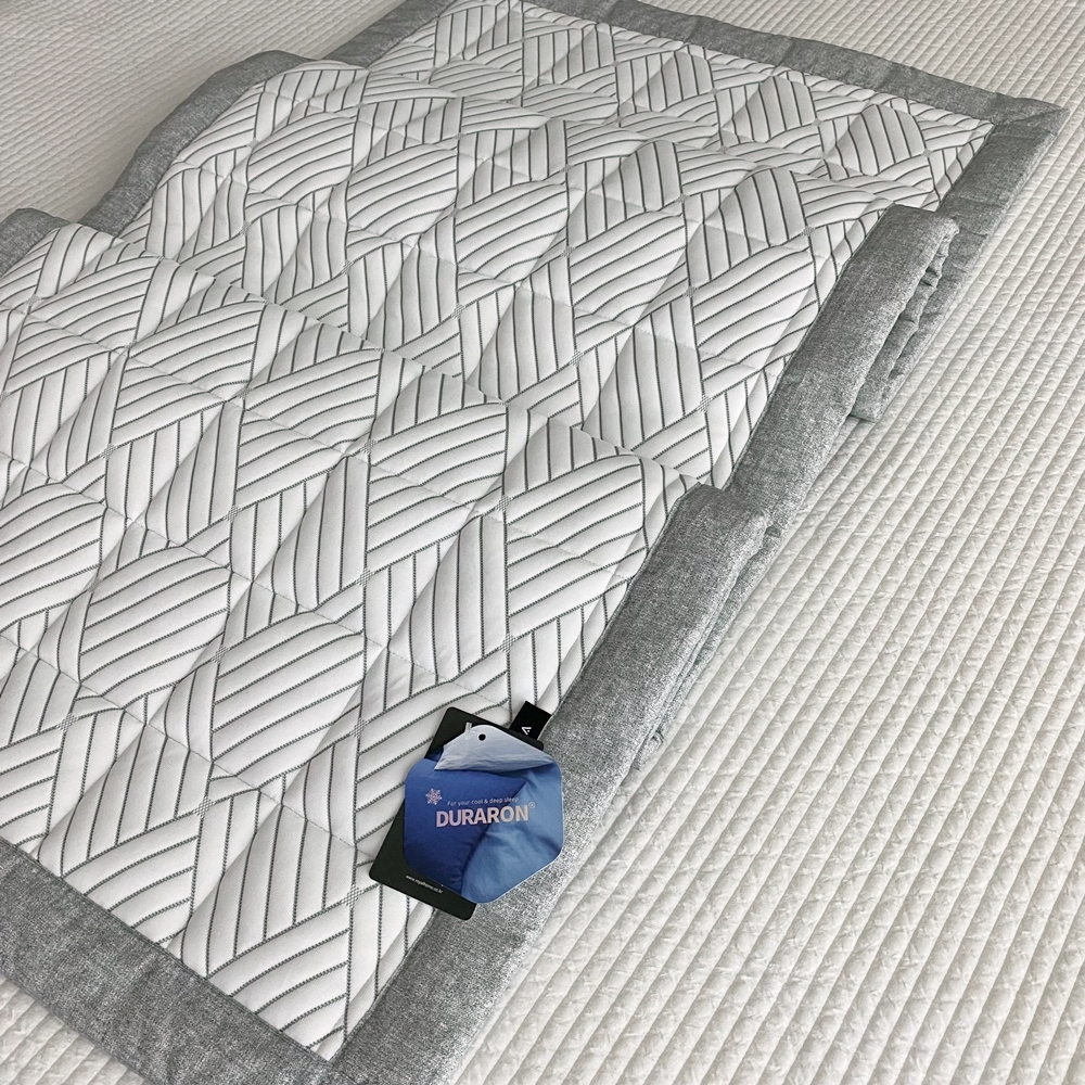 레오나 냉감 쇼파패드 3단 4단 3인용 4인용 돌 소파 듀라론 시원한 소파패드