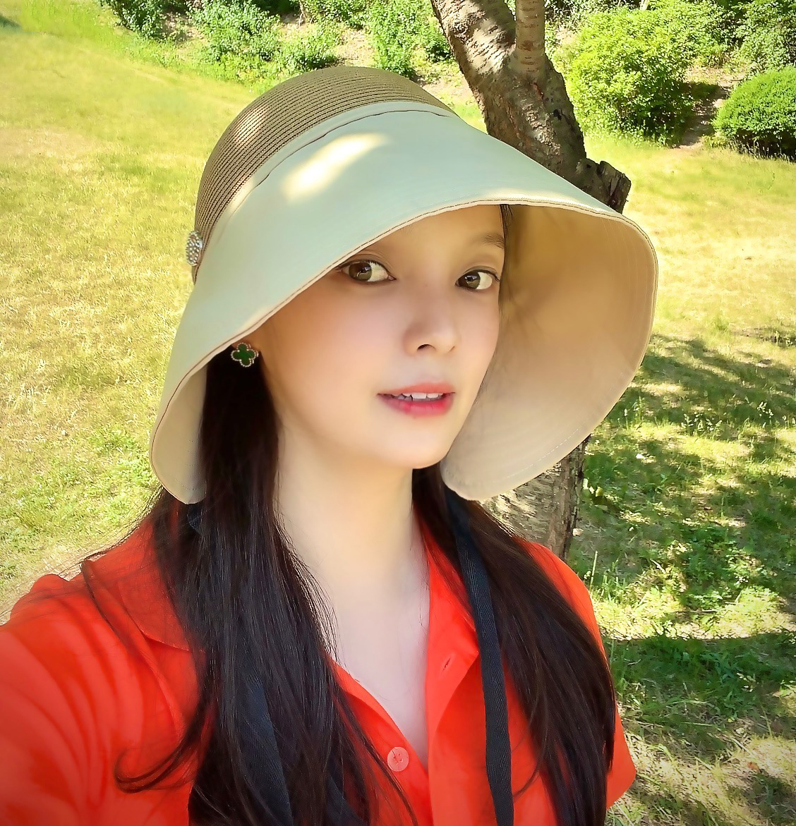 여성 골프 모자 라피아 와이드 스트랩 버킷햇 자외선차단 선바이저 썬캡 넓은챙 리본 보닛햇