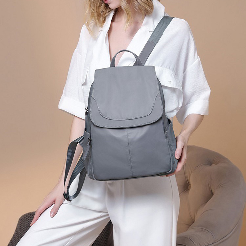 데일리 여성 백팩 가벼운 나일론 보부상 수납 출근 외출 가방