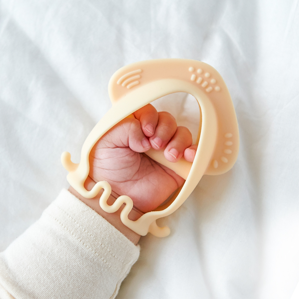 퍼기 오징어 치발기 프리미엄 실리콘 아기 국민 손목치발기 버터크림