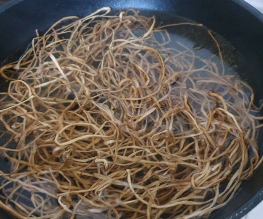 특A급 건 고구마줄기 1kg 고구마순 식이섬유 고구마 대 나물 반찬 볶음 말린 밑반찬종류 - 상세 이미지 4