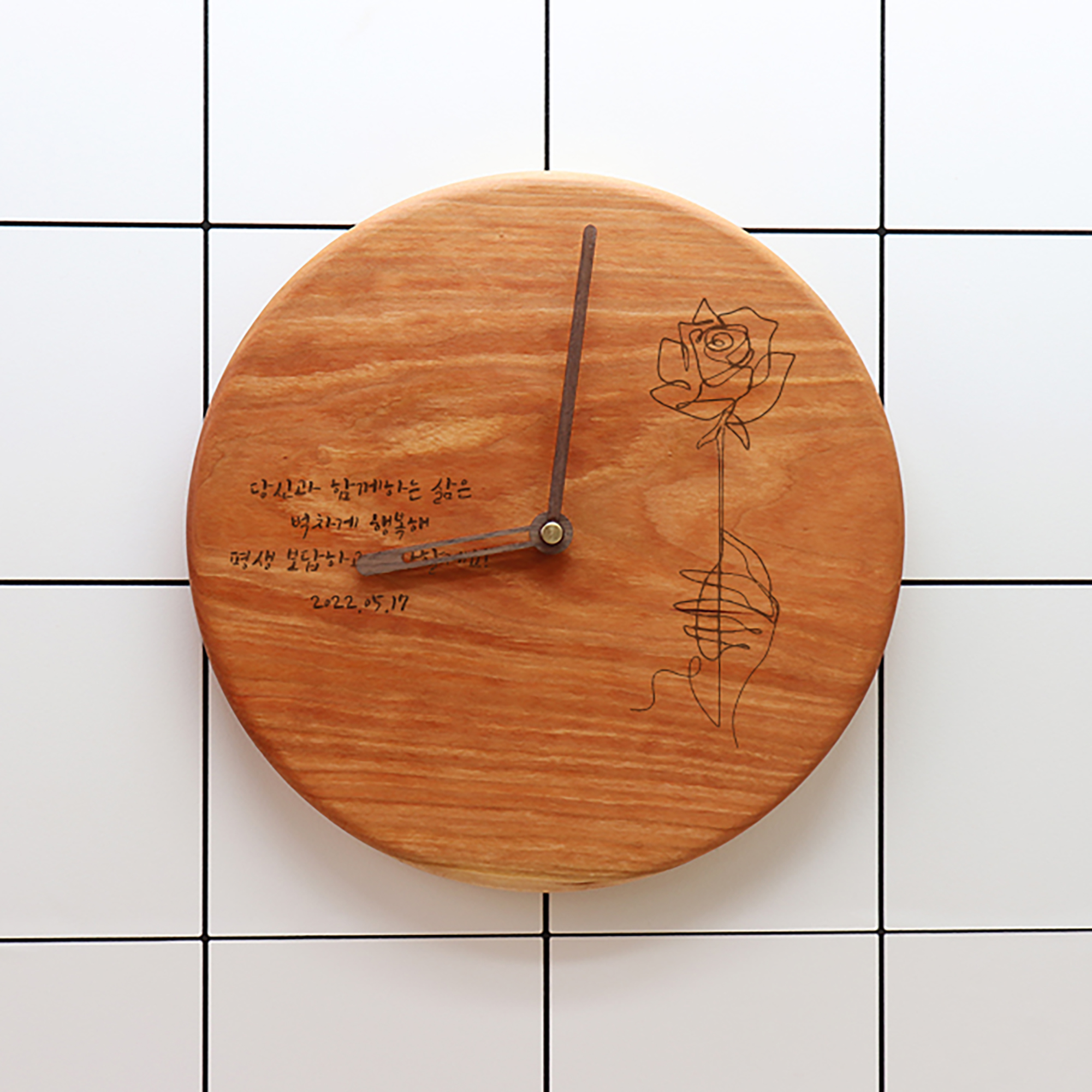 체리 기념일 각인 30cm 무소음 인테리어 우드 벽시계 & 탁상시계 - 상품 이미지