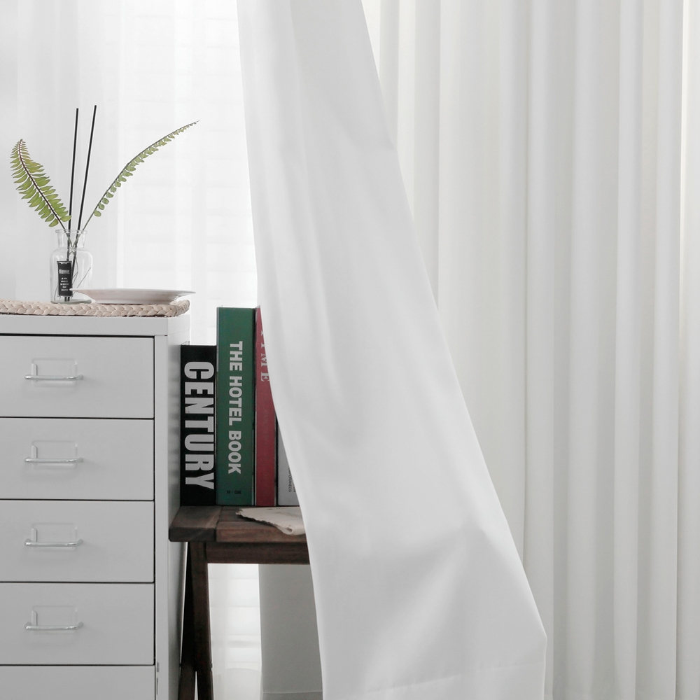 나비주름 퓨어 화이트 거실 안방 국내산 암막커튼 핀형 75x165 맞춤제작 겨울 방한