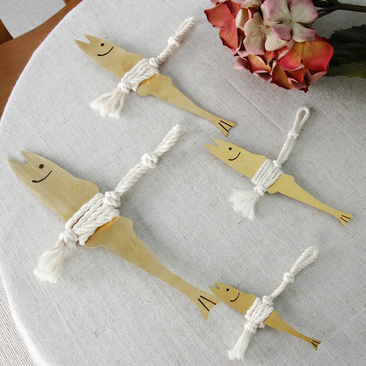 행운 액막이명태 미니 황동 북어 현관 풍수 소품 명주실 새차 고사 개업 이사 집들이 선물