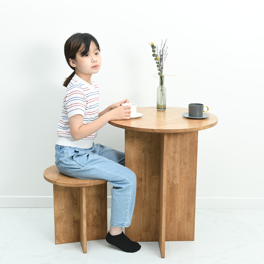 원형 라운드 식탁 테이블 원목 카페 거실 탁자 1인 2인 상판 브라운 H550 브로우드
