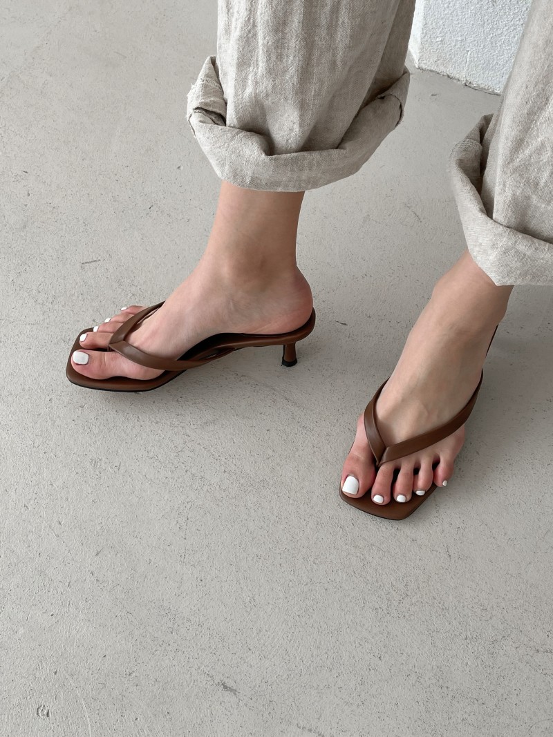 [400족 돌파] 토템 스퀘어 쪼리 미들힐 뮬 슬리퍼 5cm 상세 이미지 50