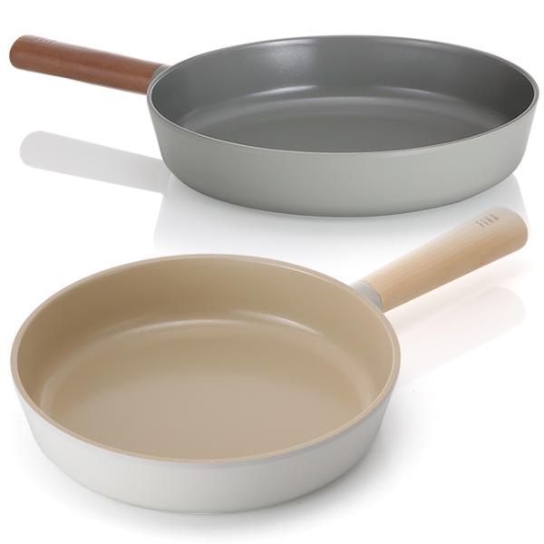 네오플램 피카 화이트 미드나잇 IH 인덕션 후라이팬 28cm - 메인 이미지