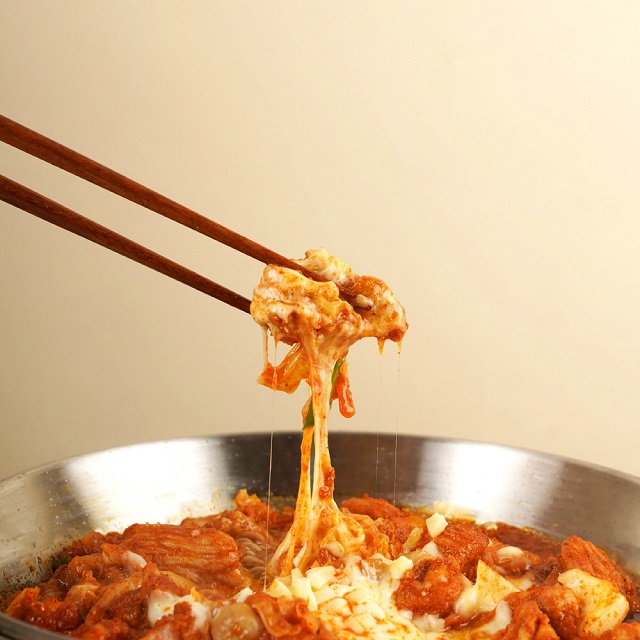 홍익상회 춘천 홍익 닭갈비 국내산 닭고기 캠핑 음식 500g, 5개 - 상세 이미지 3