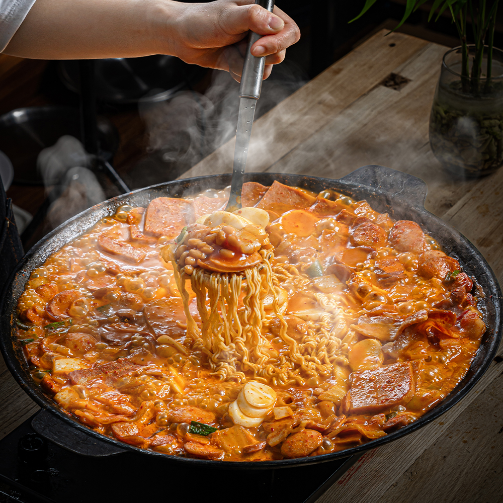 햄 듬뿍 부대찌개 부대전골 캠핑 밀키트(2~3인분) - 상세 이미지 2
