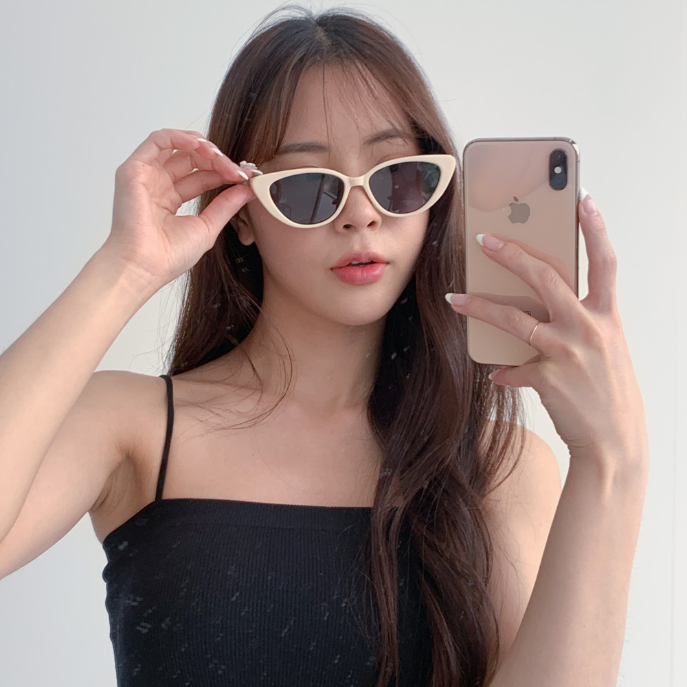 [1+1/당일출고] 세리 라운딩 y2k 흠뻑쇼 워터밤 캣츠아이 선글라스 5color 상세 이미지 25