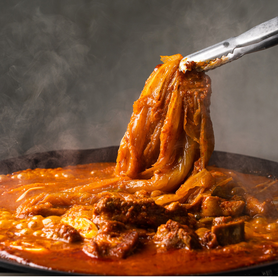 국내산 돼지갈비 듬뿍 묵은지 김치찜 캠핑