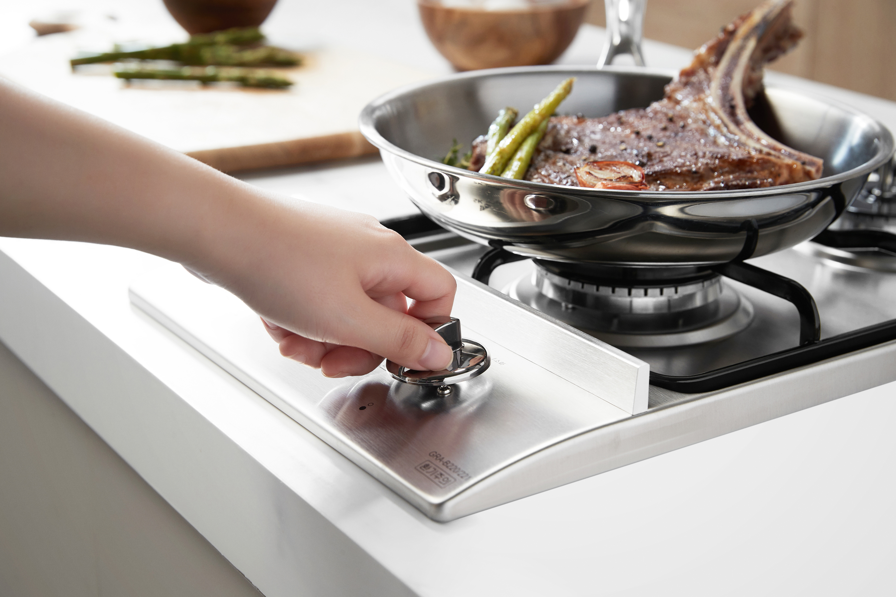 나비엔매직 빌트인 가스 쿡탑 레인지 전기코드식 265x485 GRB1002PASS LPG