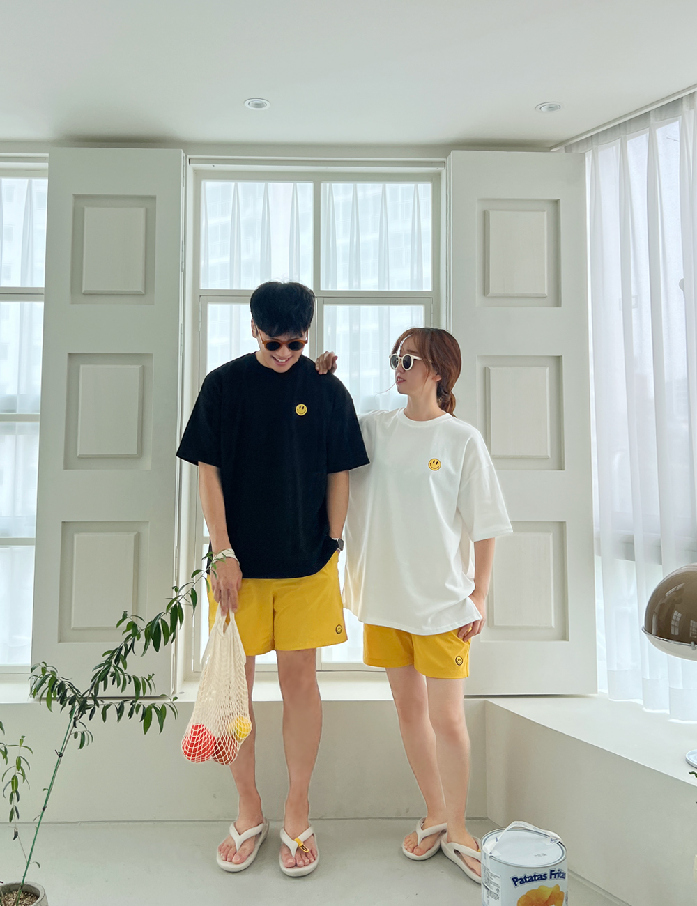 여름 남녀공용 스마일 라운드 반팔 프린팅 레터링 티셔츠 신혼 여행 커플 시밀러룩 상세 이미지 14