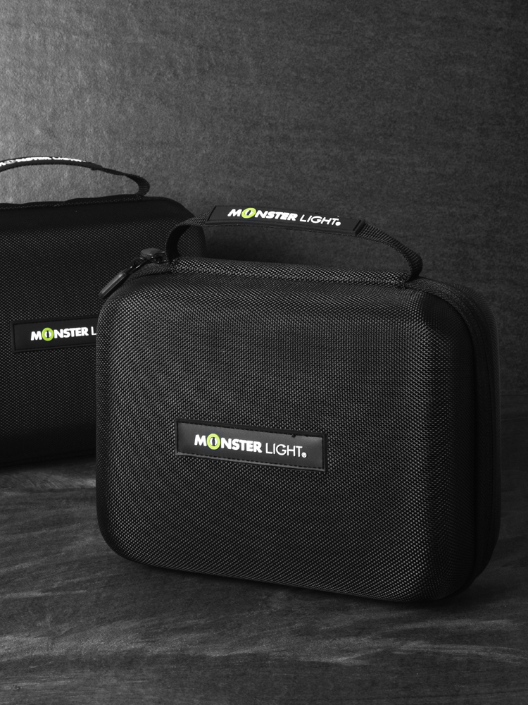 몬스터라이트 휴대용 LED후레쉬 하드케이스