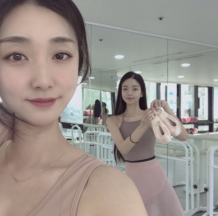 [여름인기템🔥]당일발송 로라벨 감동 레깅스 힙 커버업 Y존 엉덩이가리개 랩스커트 필라테스복 요가복 하의 상세 이미지 11
