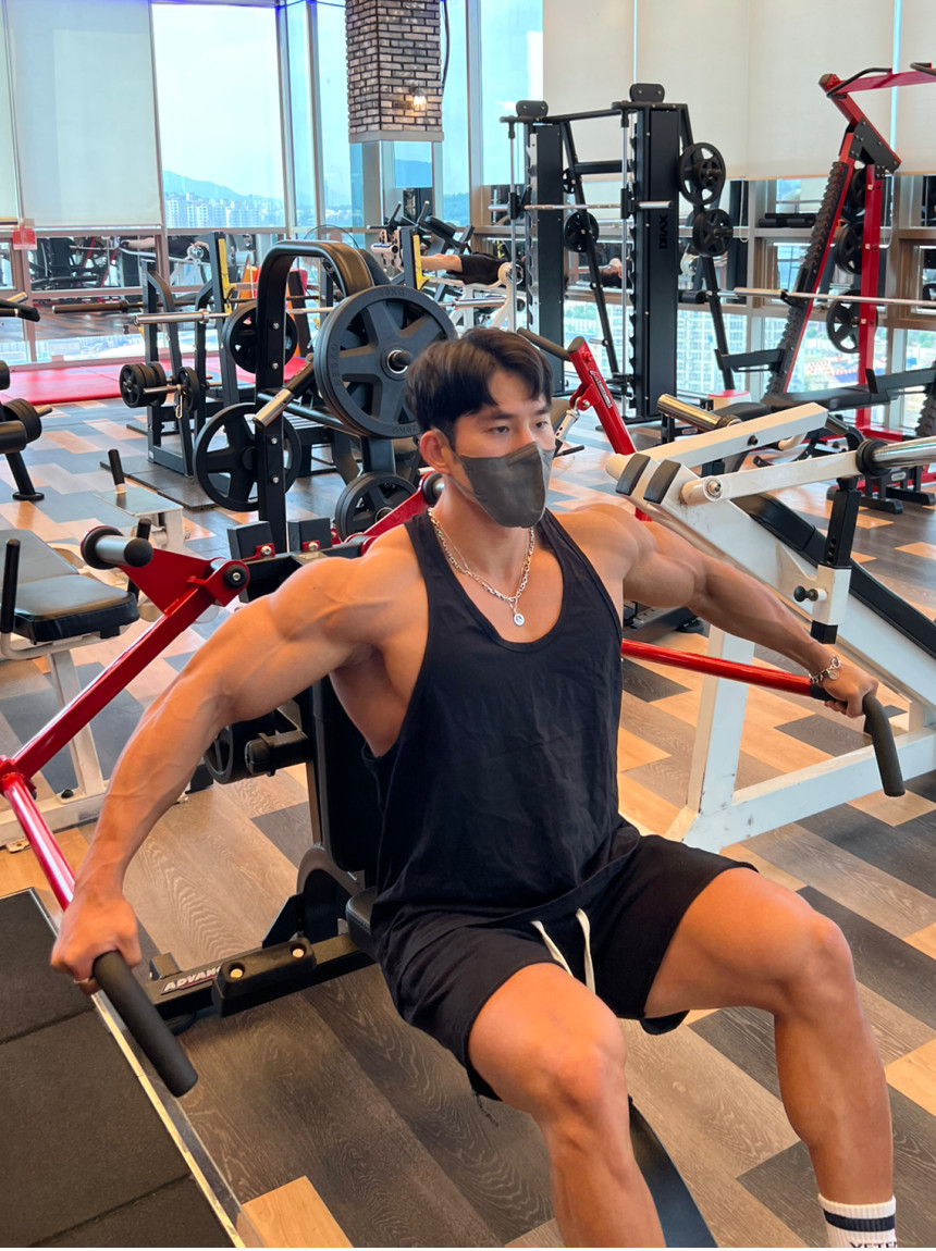 6A8CCE0E-DED0-4BB8-9B49-F6981C158209