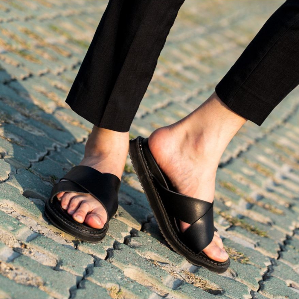 TXG 남성 슬리퍼 남자 키높이 가죽 사무실 엑스선 샌들