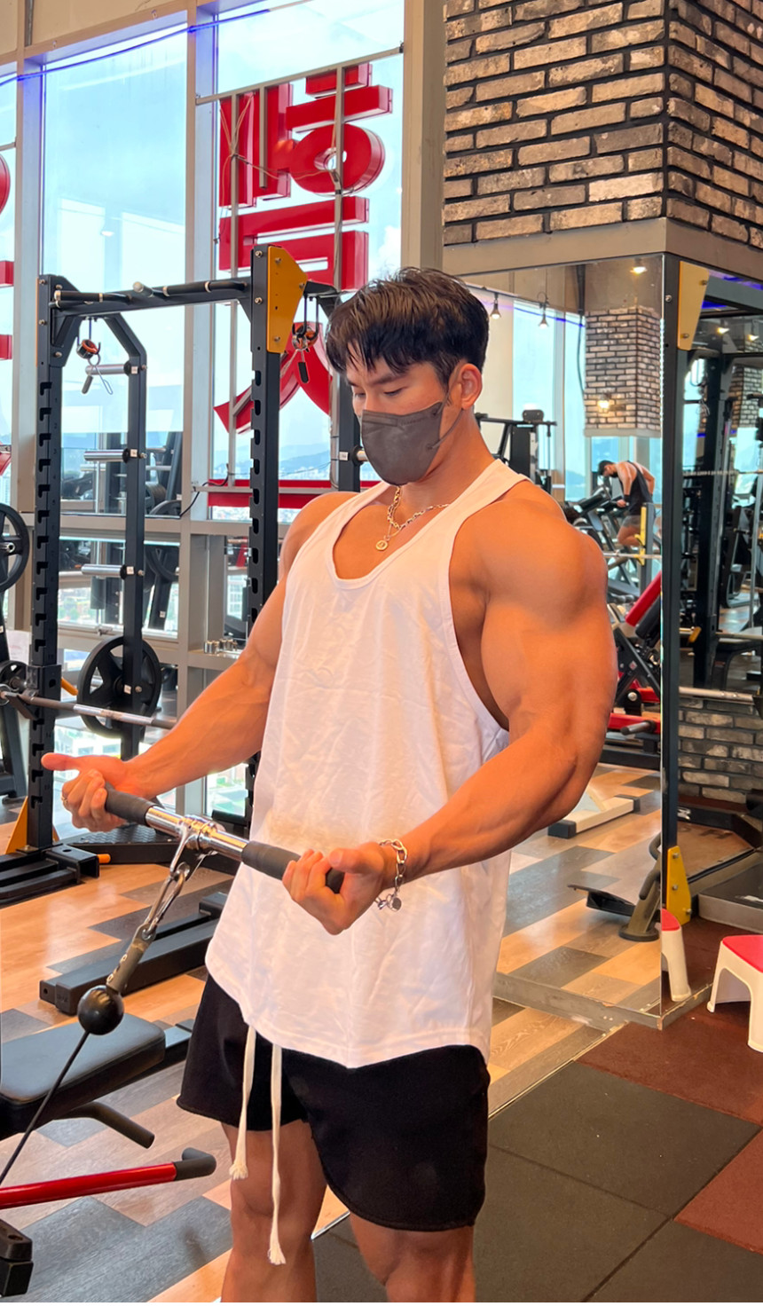 6CDC5BCF-DBC8-4970-A0A2-D42E04BE8E0B