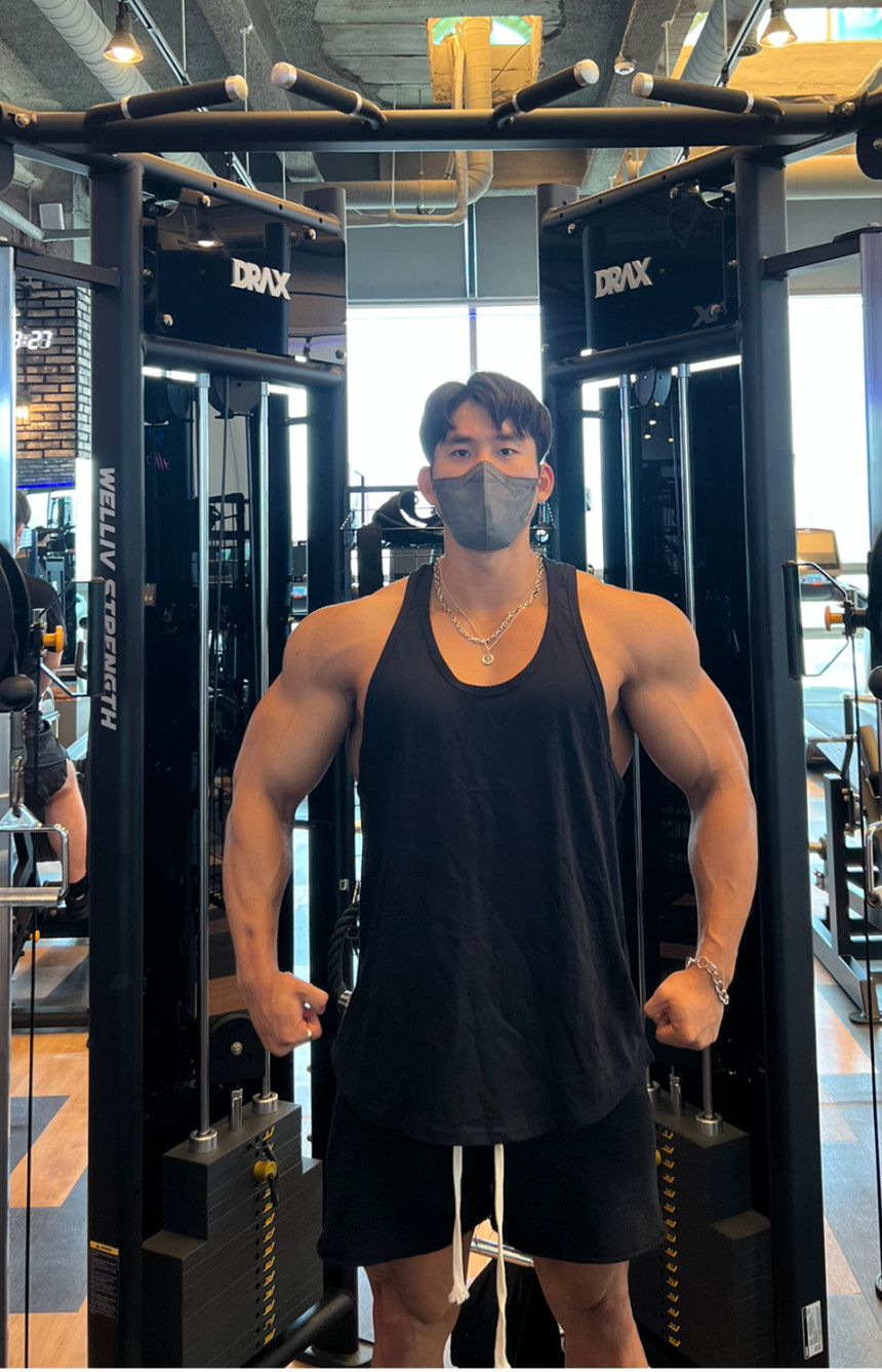 B4EEFE01-D2D9-4F21-9DE0-85212FAE5019