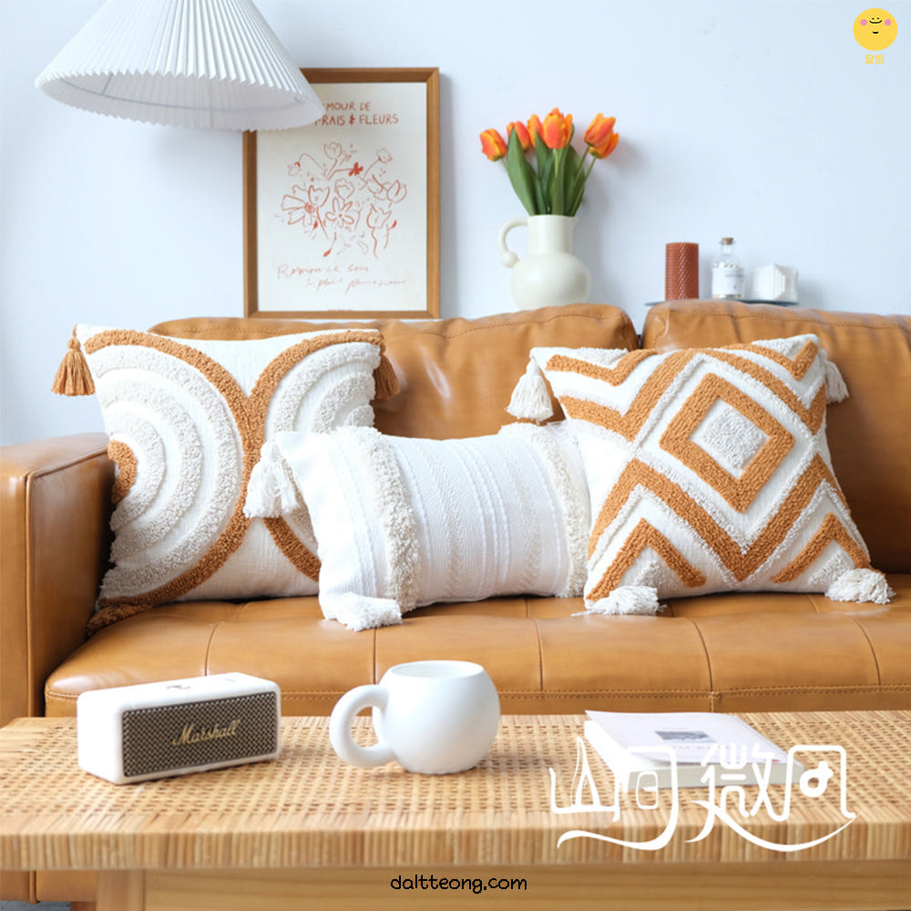 터프팅 자수 디테일