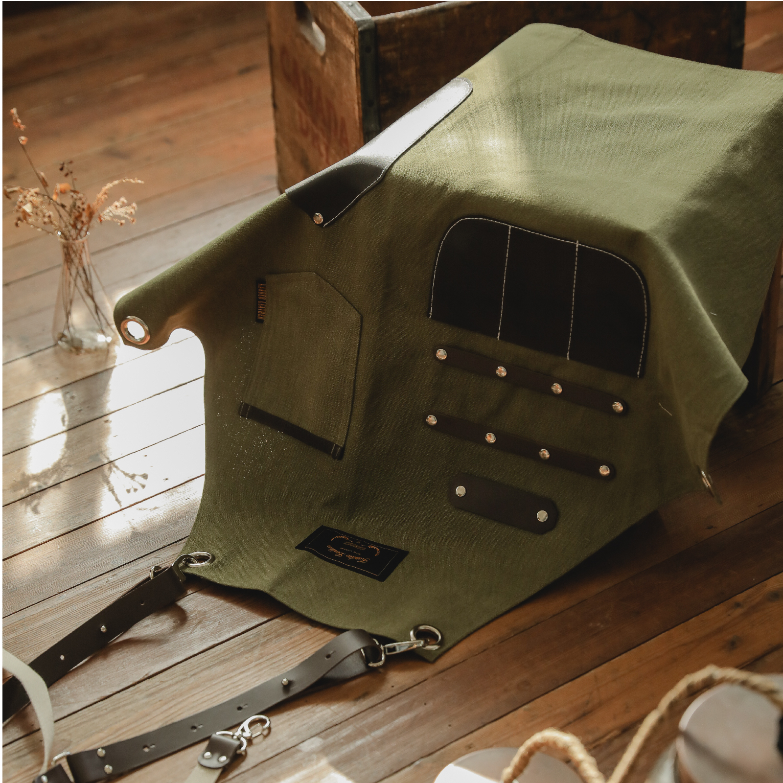 칸데오레더 하이드 카키 공방 미용실 카페 미용사 바리스타 앞치마 가죽 꽃집 앞치마