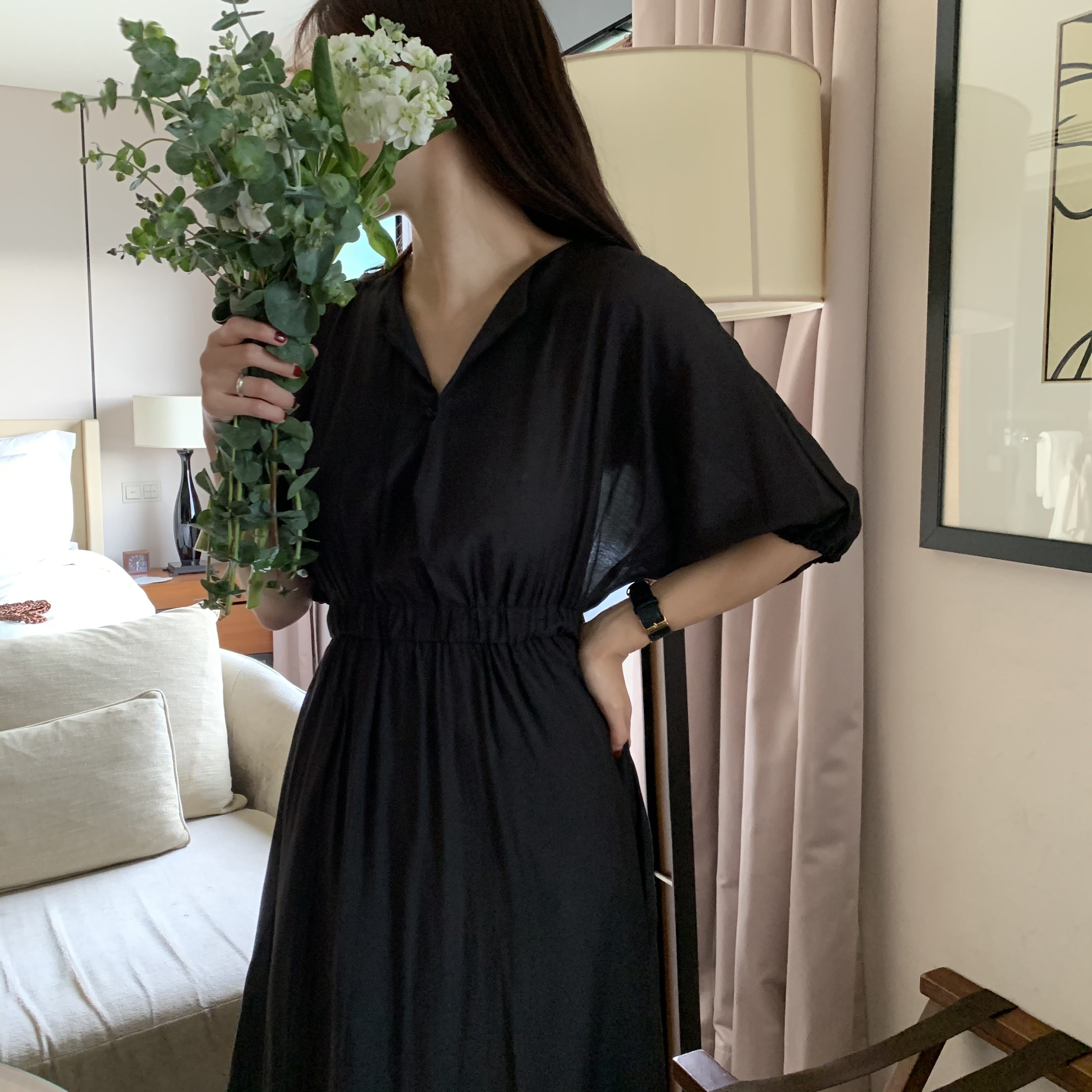민디 라운드넥 셔링 소매벌룬 퍼프 쉬폰 하늘 버튼 여름 허리밴딩 a라인 여리 롱원피스 이미지 1