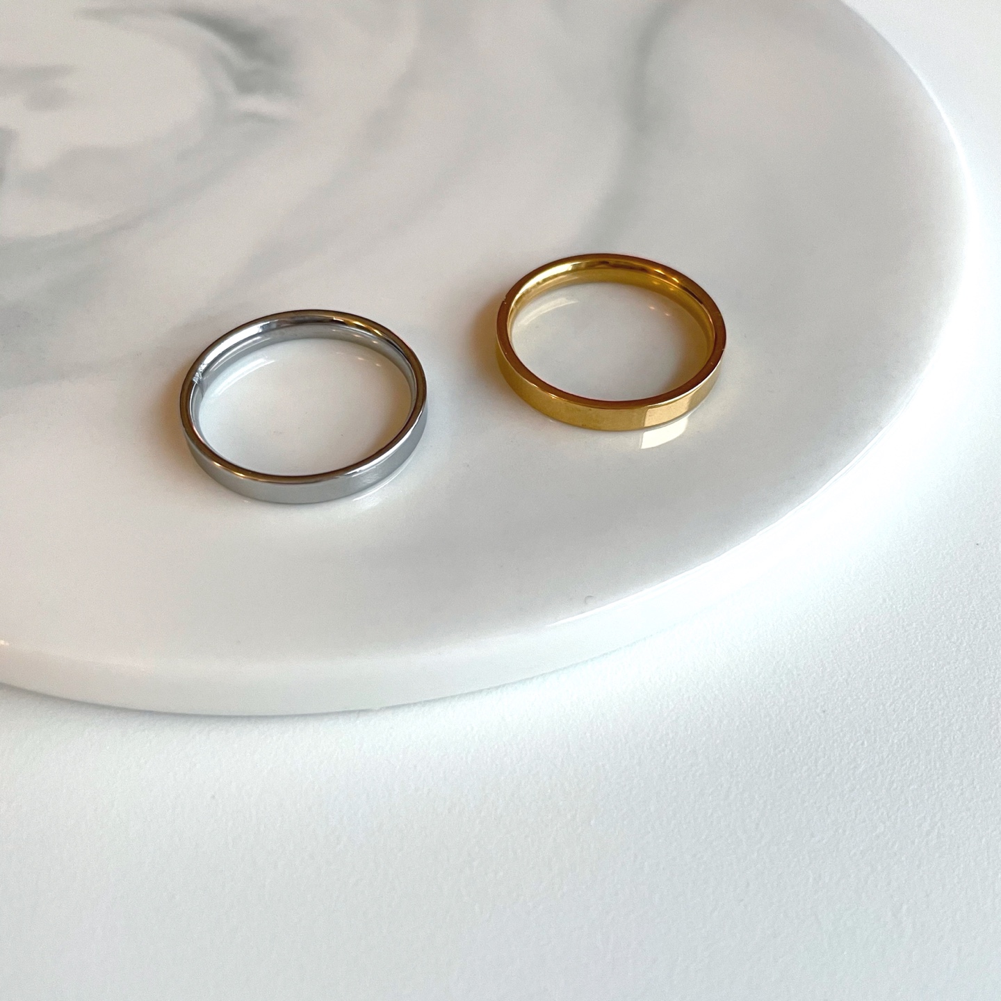 심플 써지컬 반지 3mm 써지컬스틸 심플 민자 남자 여자 우정 커플 반지