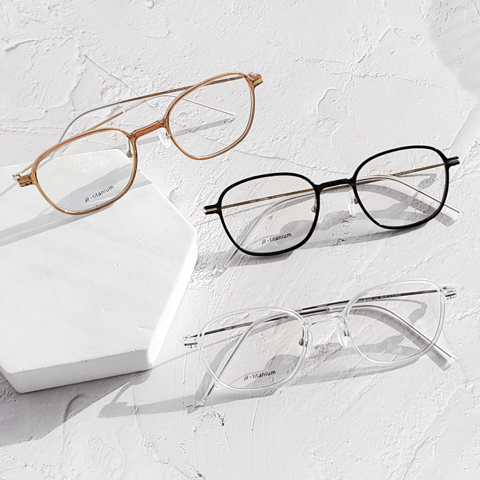 블루라이트차단 안경 티타늄 투명 안경테 뿔테 여자 남자 패션 가벼운