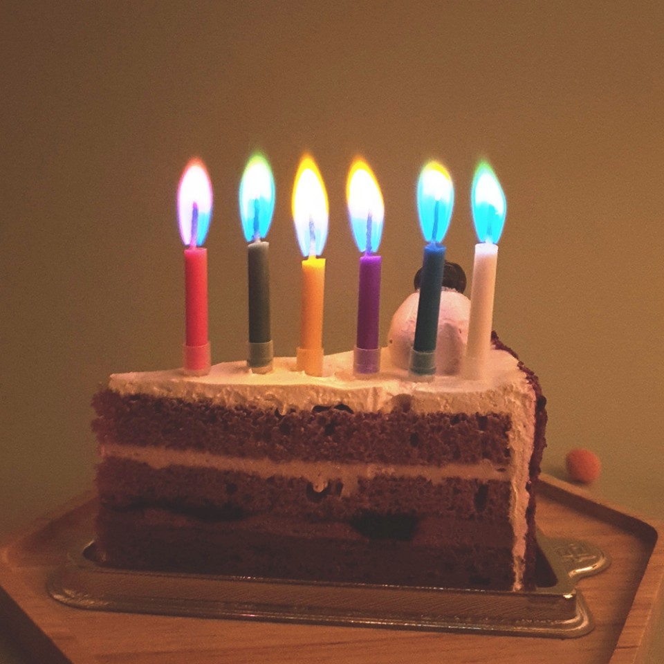 무지개초 레인보우 컬러 생일 파티 케이크 케잌 무지개 불꽃 색깔 오로라 초 - 상품 이미지