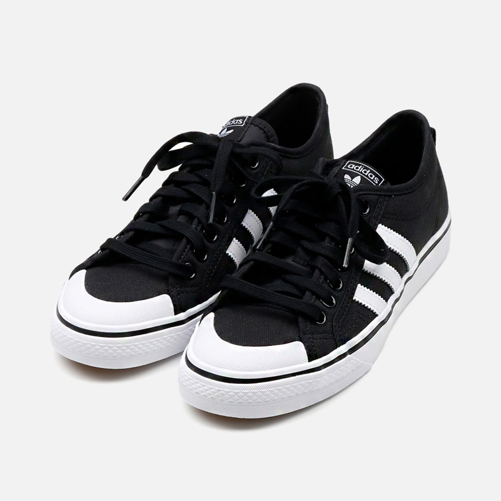 아디다스 니짜 운동화 CQ2332