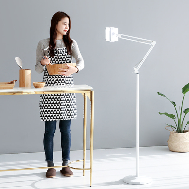 EZFOL 스마트기기 접이식 거치대 스탠드형 KS2287MBF 화이트 - 상세 이미지 2