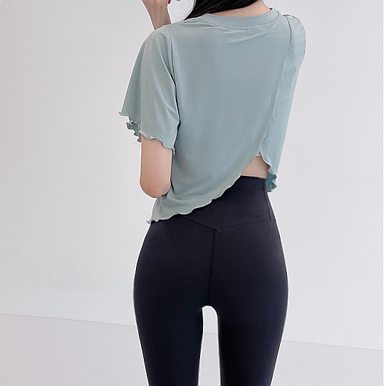 로라벨 라넌 필라테스복 요가복 필라테스 상의 옷 커버업 운동복 요가 빅사이즈 크롭 반팔 - 메인 이미지