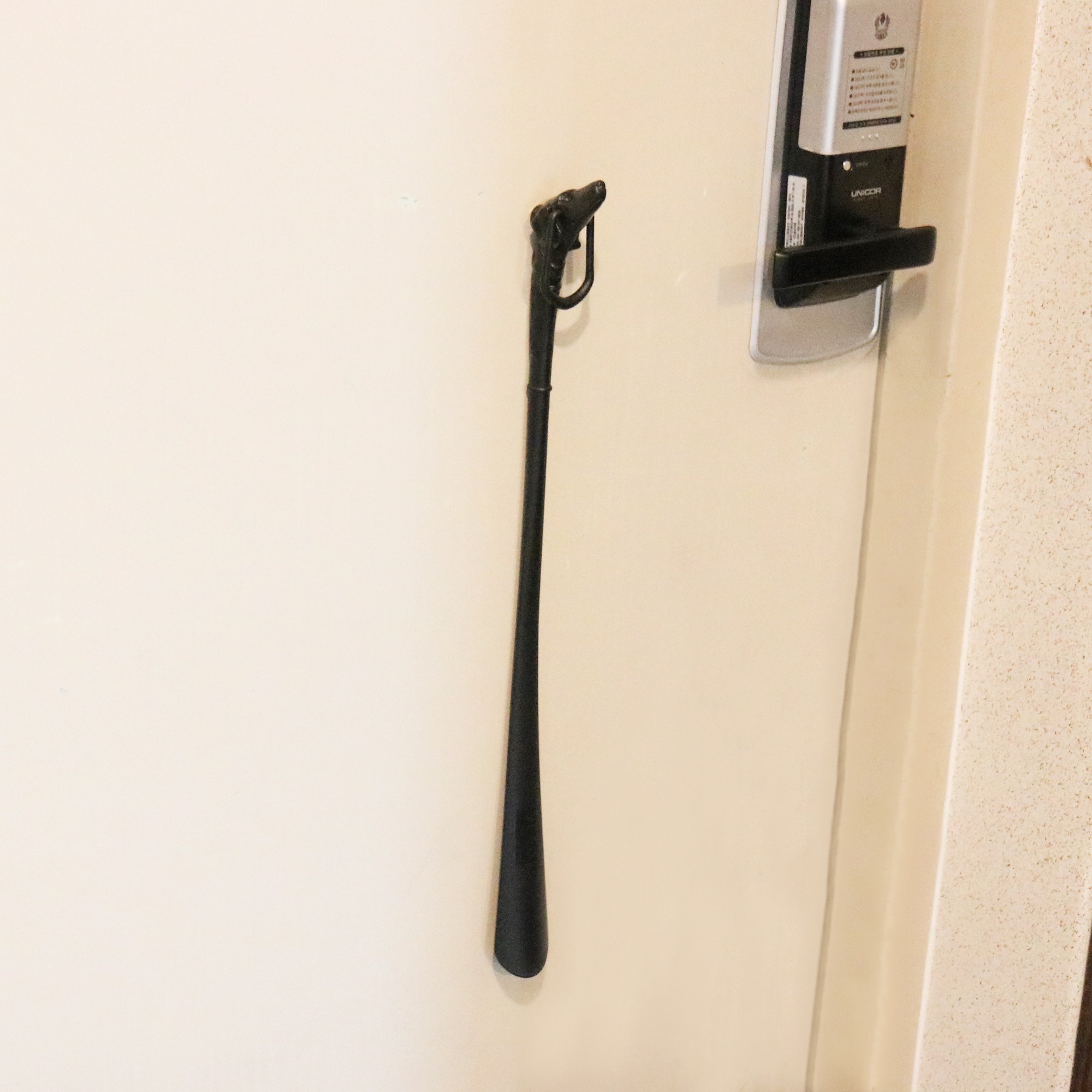 필굿리빙 구두주걱 구두헤라 자석 신발주걱 구둣주걱 51cm - 상세 이미지 4