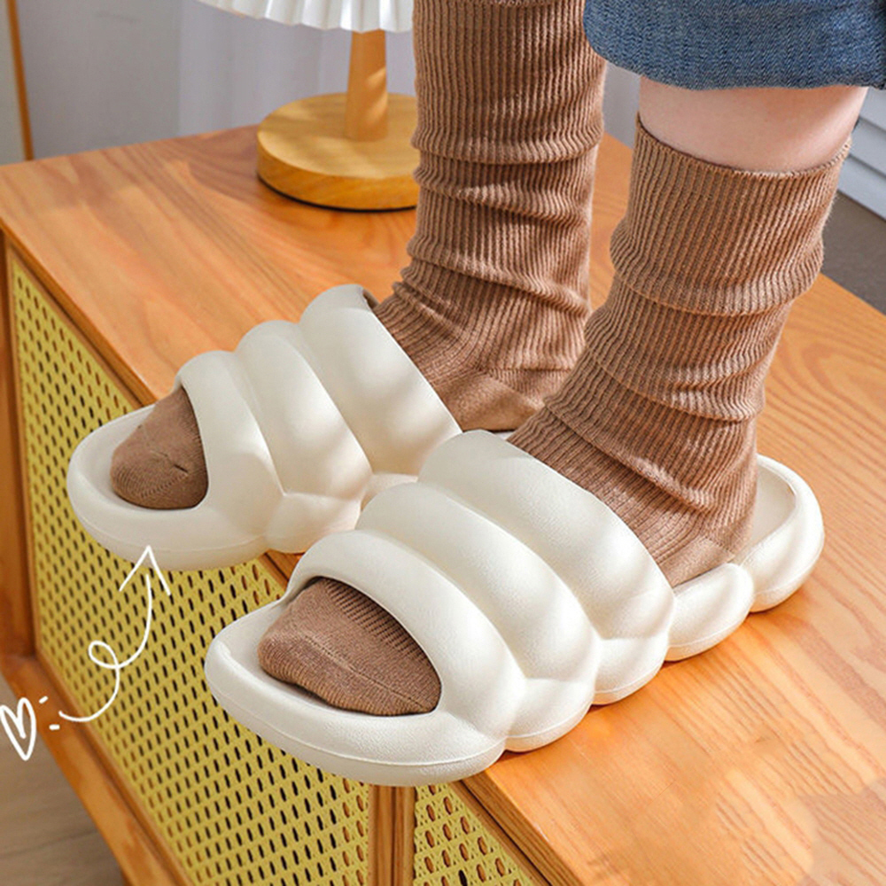 뚱카롱 구름 슬리퍼 임산부 산후조리원 병원 환자요 실내화 EVA 발망치 무소음 룸슈즈 - 상품 이미지