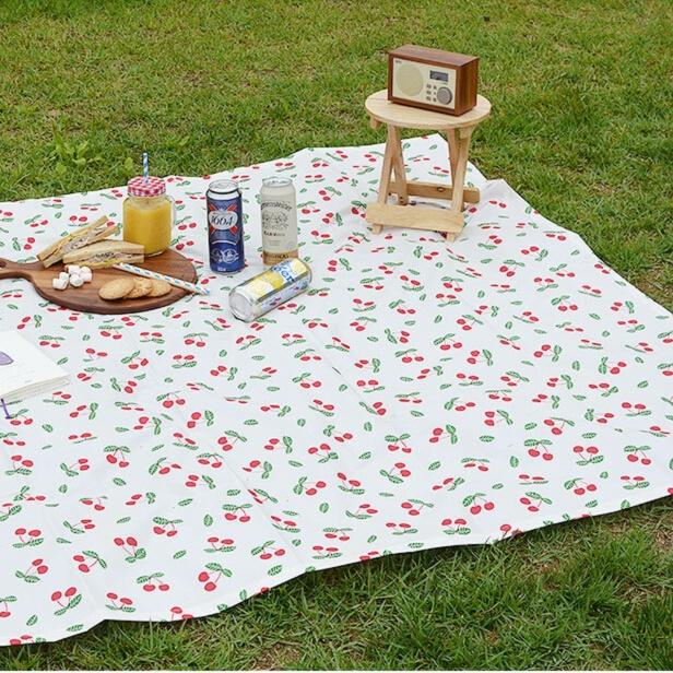 휴대용매트 캠핑용돗자리 등산돗자리 텐트카페트 100X140