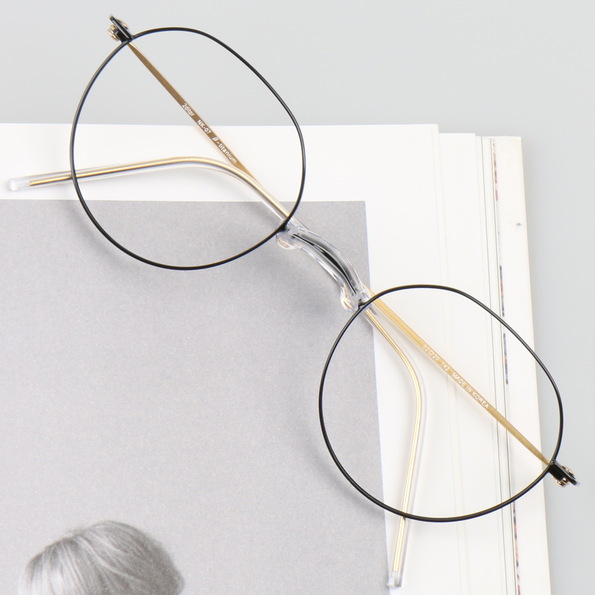 코받침 없는 깃털처럼 가벼운 베타 티타늄 안경테 남자 여자 코없는 블루라이트 차단 안경