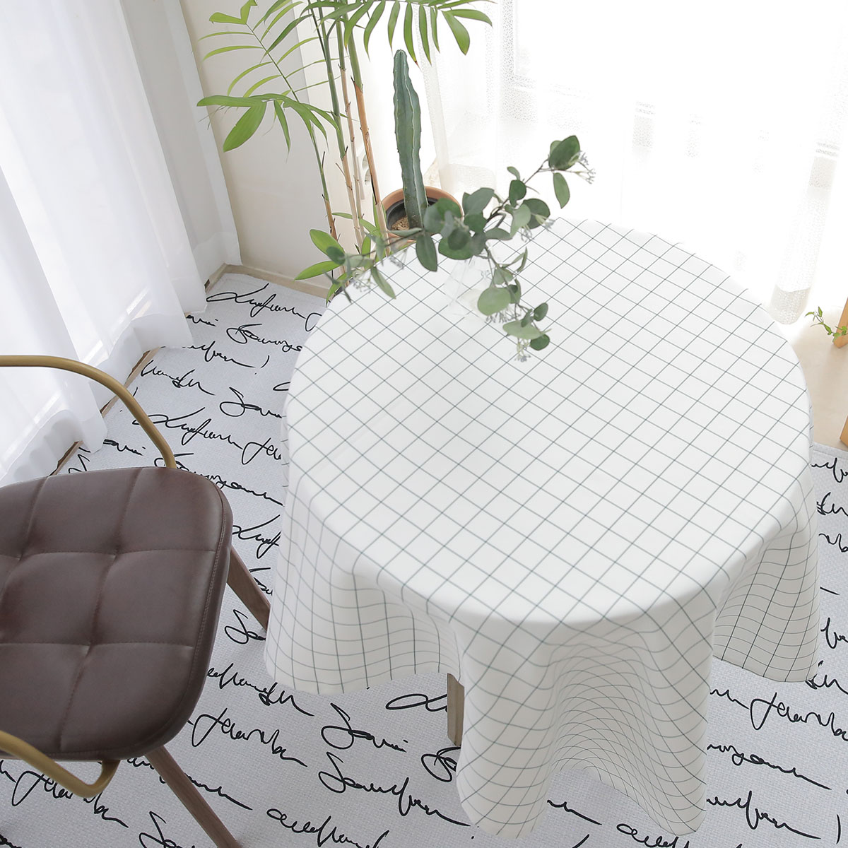 북유럽 심플 모던체크 방수 식탁보 홈카페 4인용 6인용