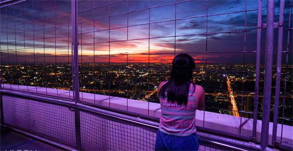 태국 방콕 바이욕 스카이 호텔 82층 크리스탈 그릴 뷔페 + 전망대 입장권