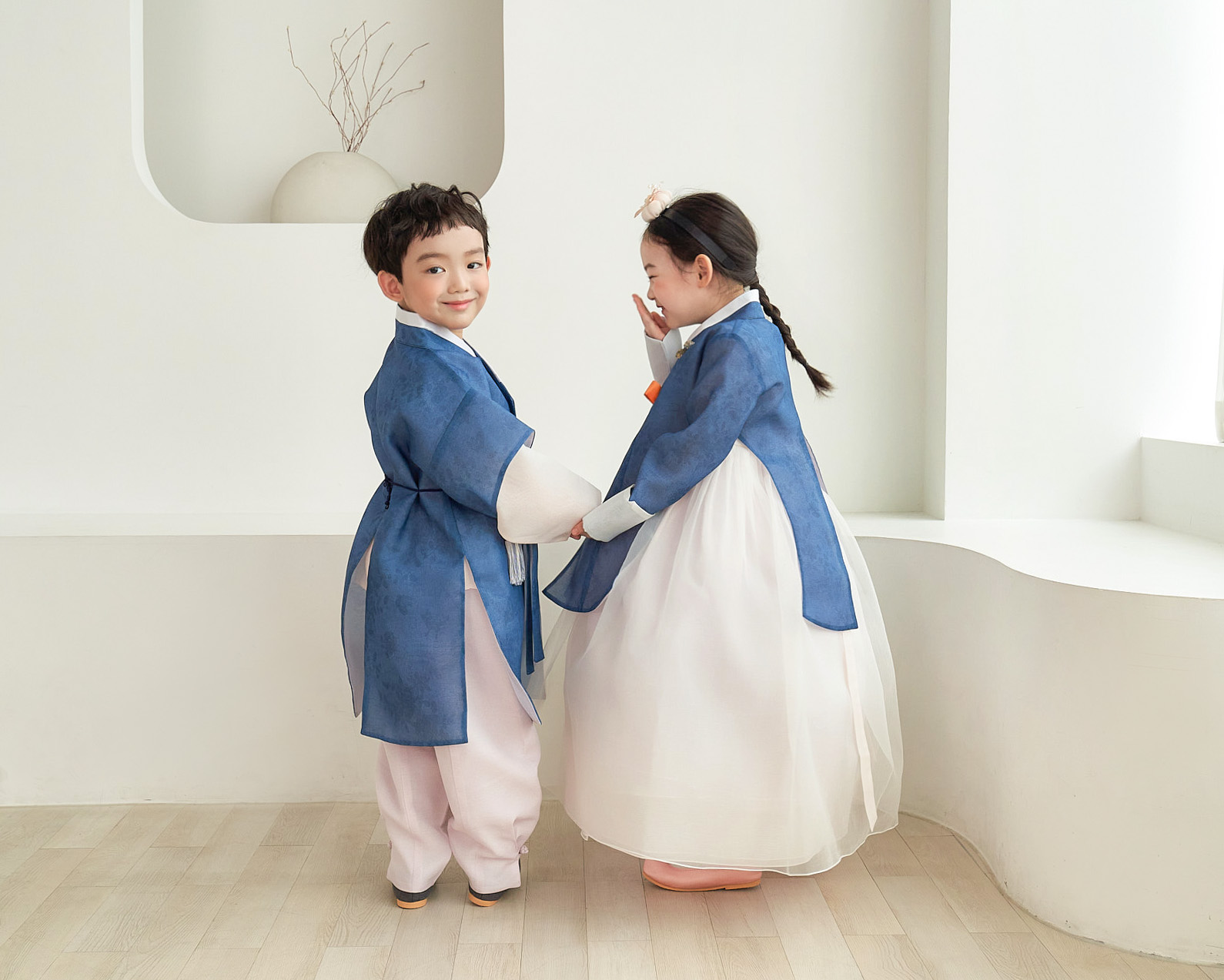 민한복 찬별아씨 프리미엄 전통 여아 남아 고급 한복 설빔 어린이 아동 돌 백일 아기 드레스 유아 - 상세 이미지 2