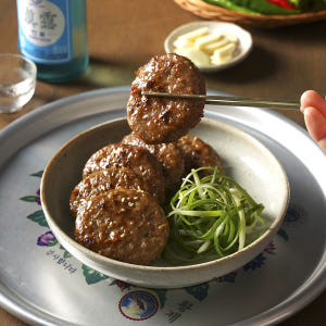 [한식푸우X온밥엔]한돈100% 참나무훈연 육즙촉촉 떡갈비구이 500g 함... 맛있게 먹은 솔직 후기 - 상품 이미지 4