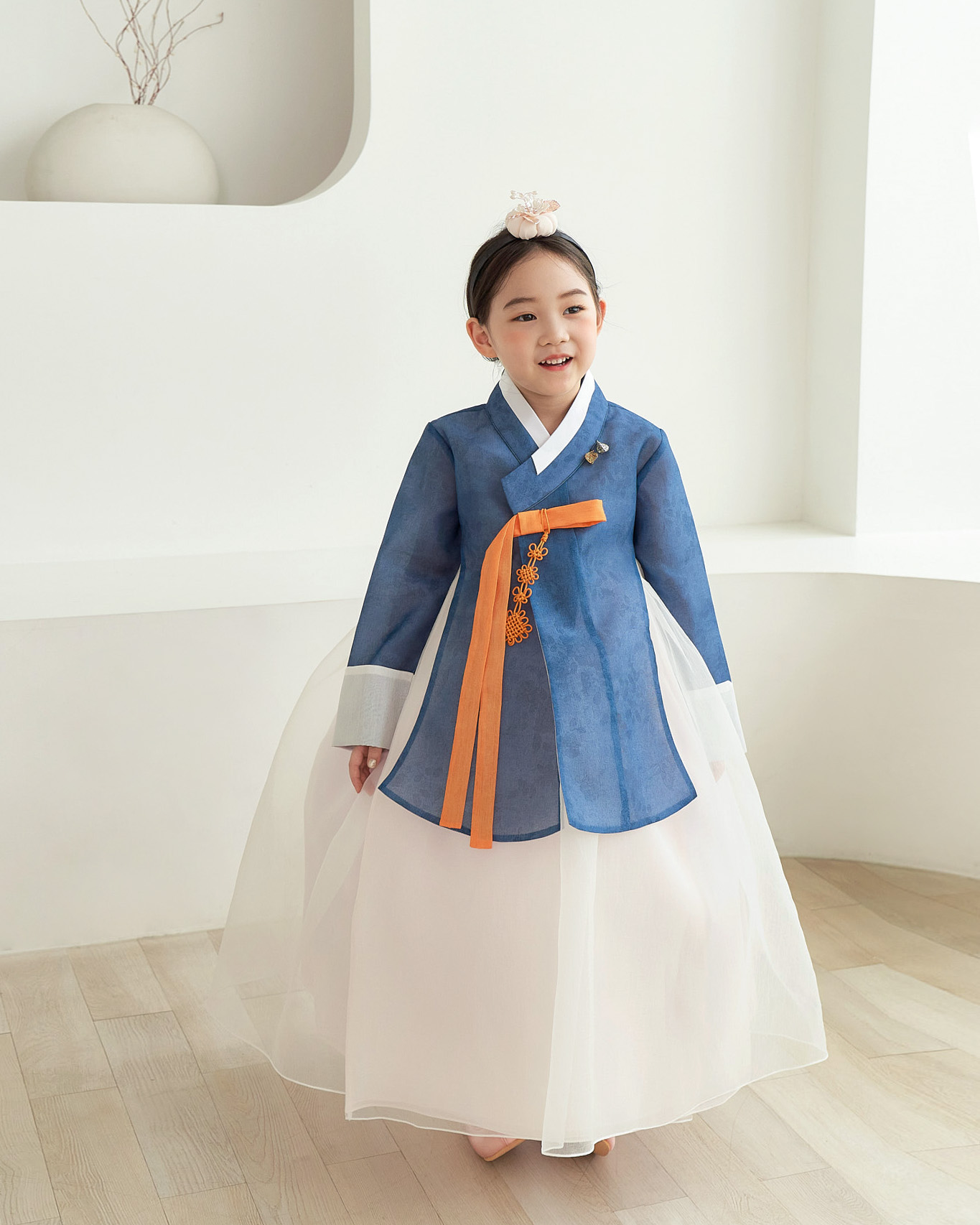 민한복 찬별아씨 프리미엄 전통 여아 남아 고급 한복 설빔 어린이 아동 돌 백일 아기 드레스 유아 - 메인 이미지