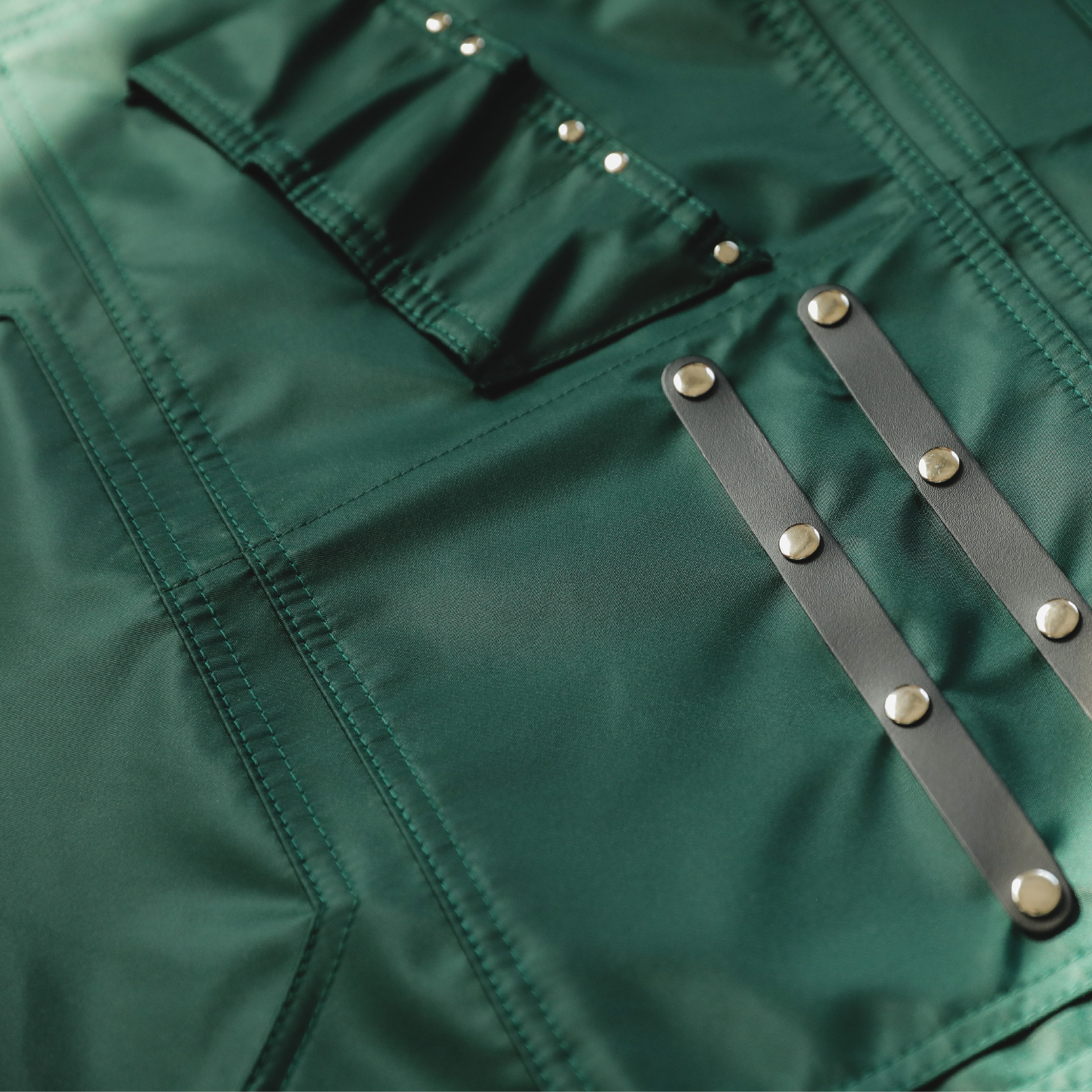 칸데오레더  레인져 딥그린 공방 미용실 카페 미용사 바리스타 앞치마 제작 가죽 방수앞치마