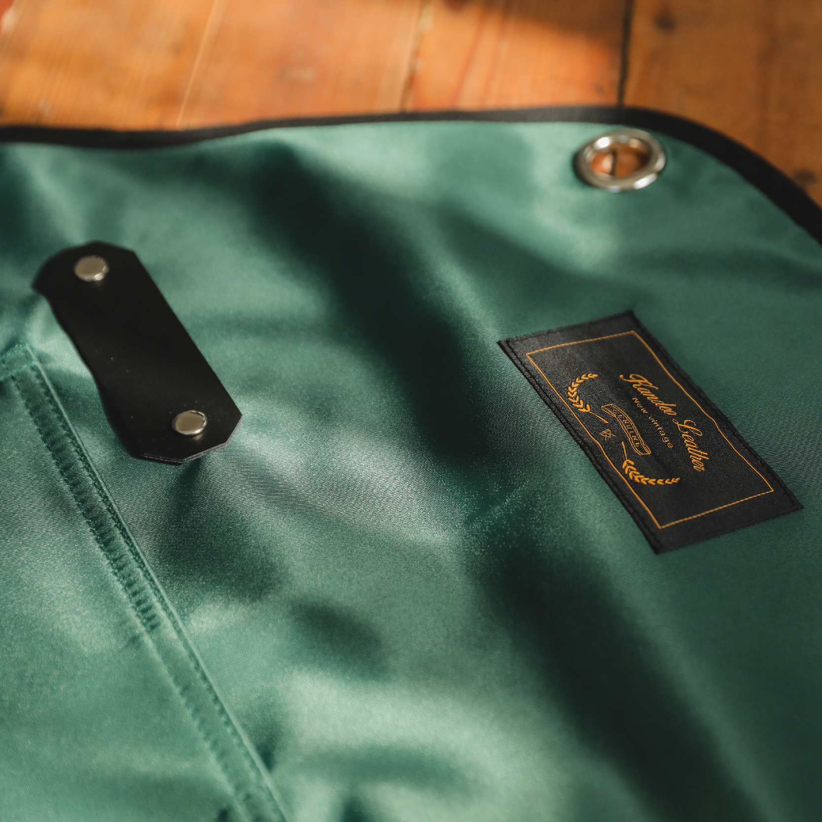 칸데오레더  레인져 딥그린 공방 미용실 카페 미용사 바리스타 앞치마 제작 가죽 방수앞치마