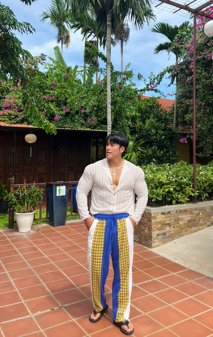 F2755944-08EA-4C0C-AE0C-ECF71A898340