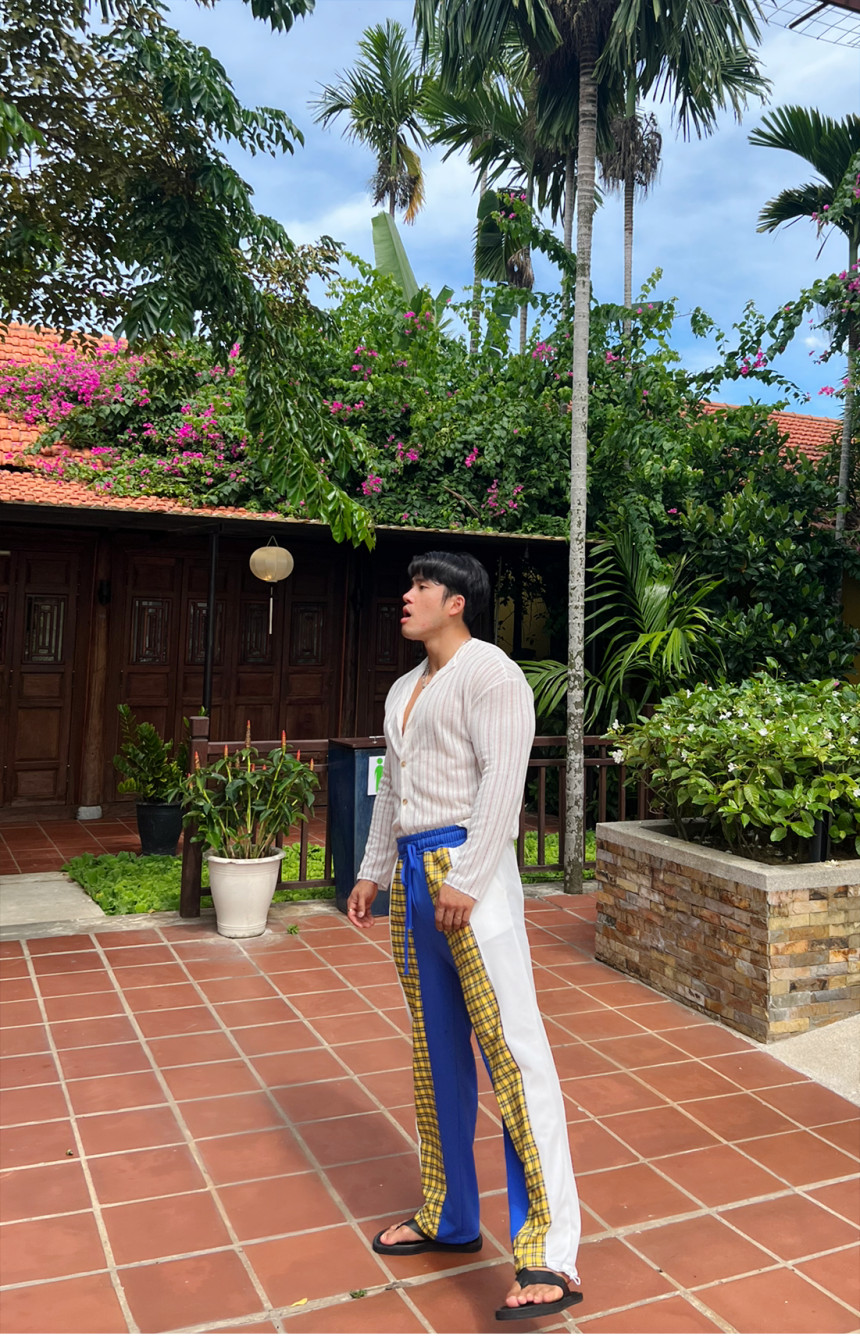 F3CC8842-4C2E-43D0-986C-221EA6E481E4