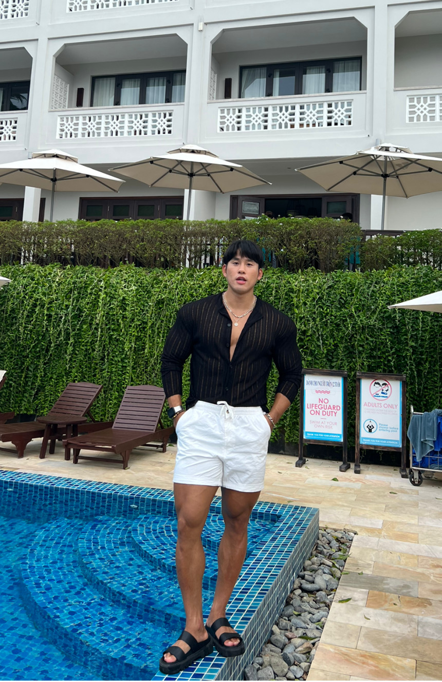 3F390D00-2B0F-4785-9868-B8F8D80A7446