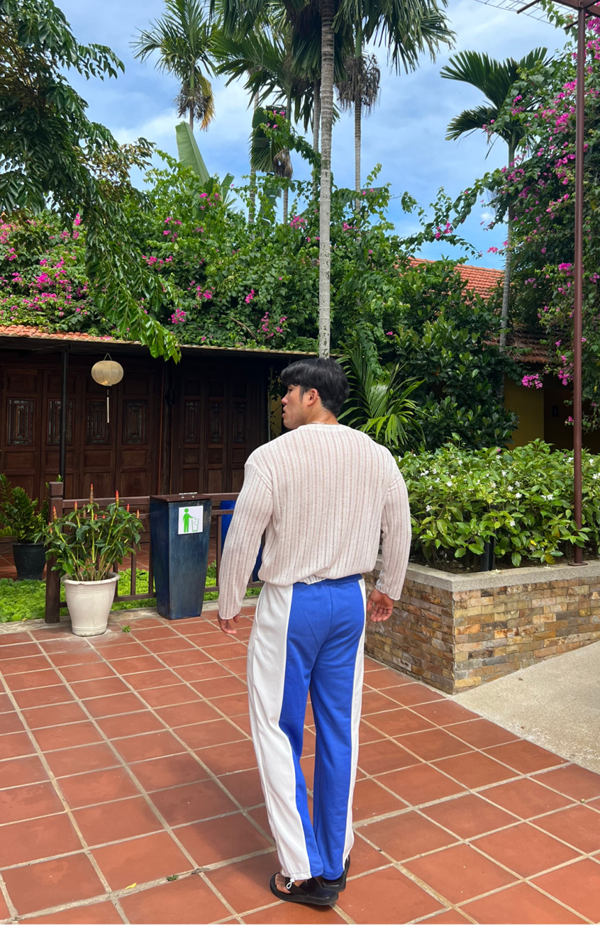 F86F48DE-A201-425B-9A71-BFE89D8C4EF2