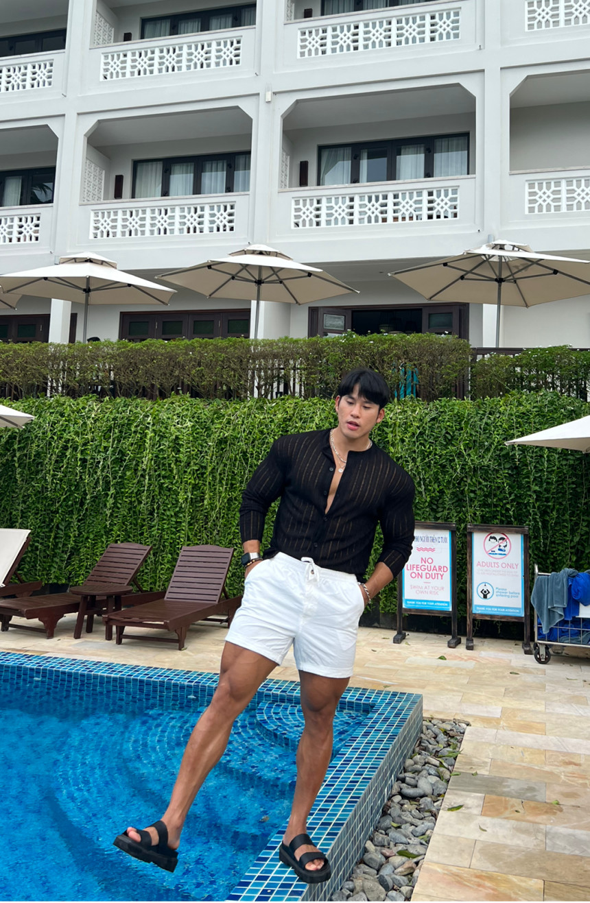 A2C9B626-0CB6-4D0A-9EC0-172BA1A2E4CF