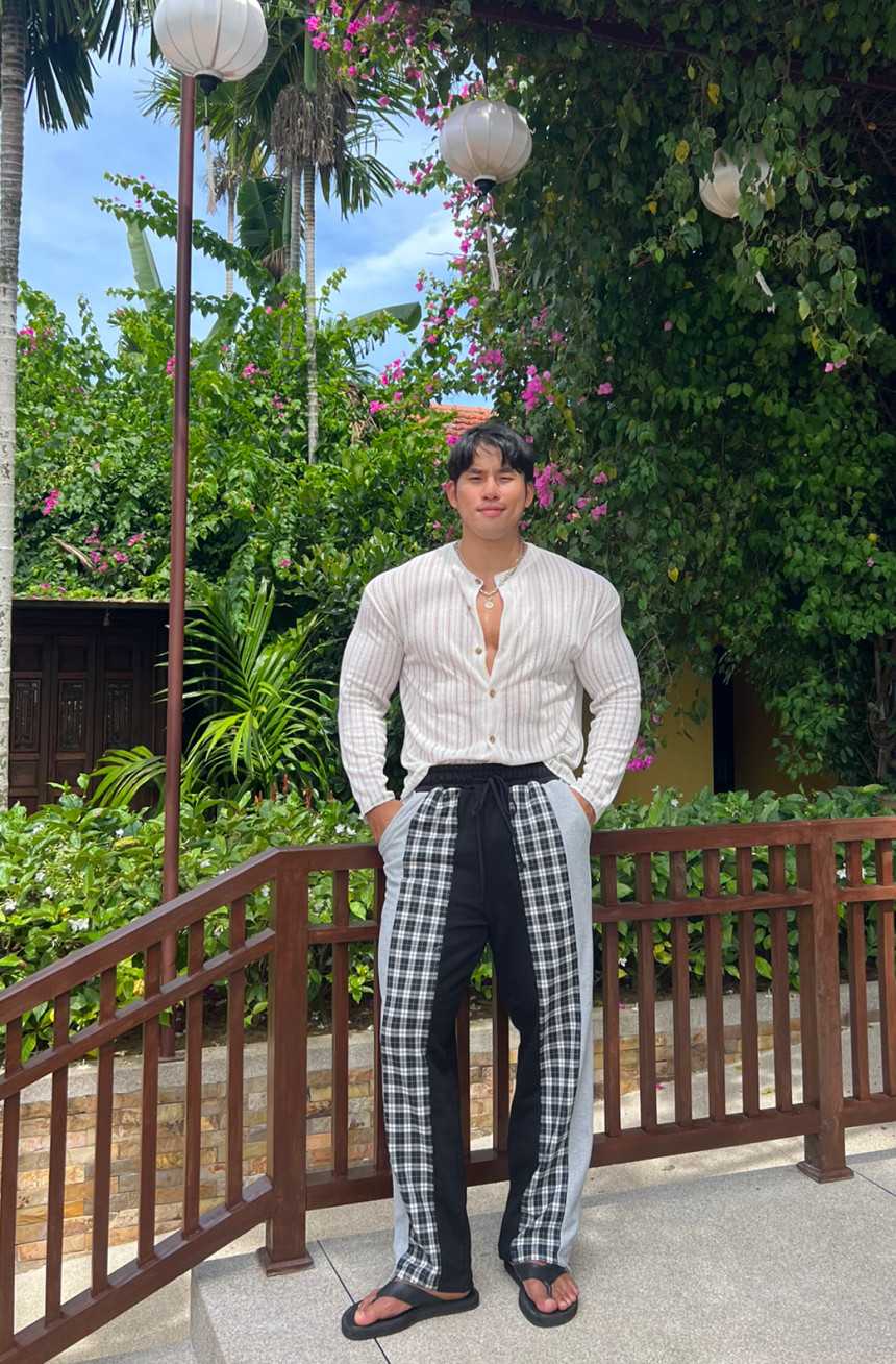 6B22D419-AE48-4912-A02C-52BC2A2095AE