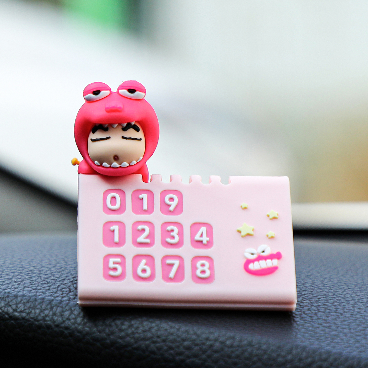 벨르아망 짱구는못말려 캐릭터 피규어 자동차 주차번호판 차량 전화번호판 공룡짱구